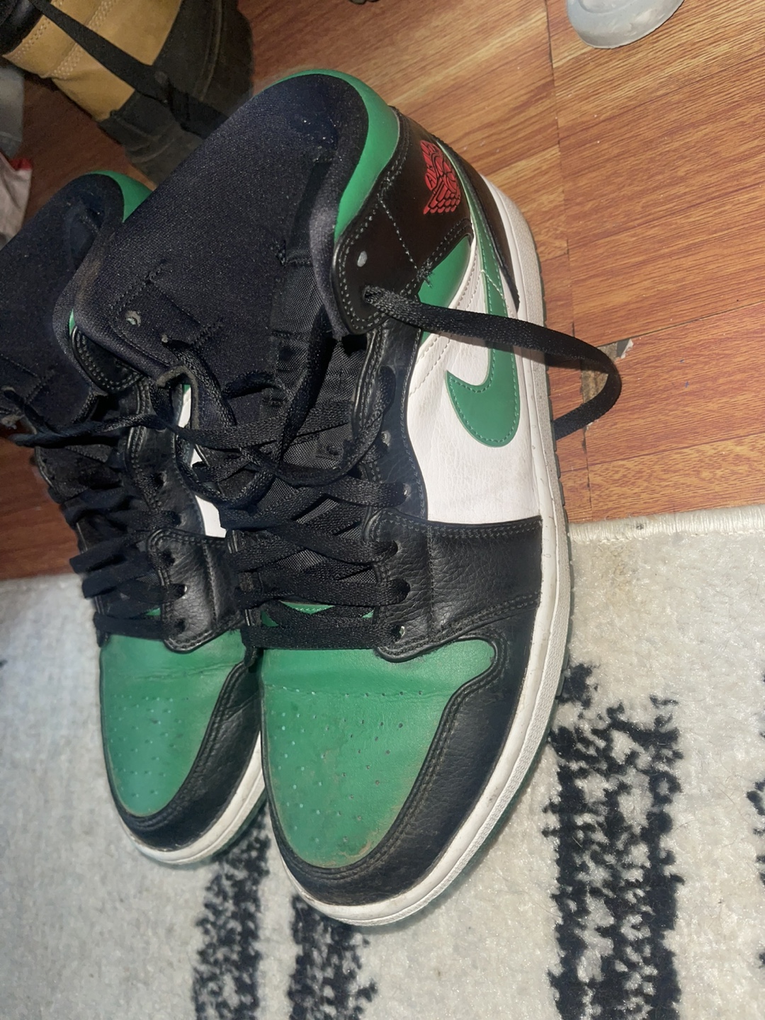 Air Jordan 1 High OG Sneakers