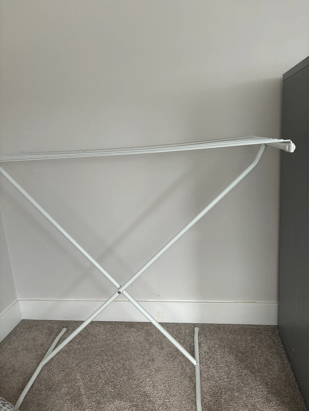 White Metal Clothes Drying Rack - photo 2