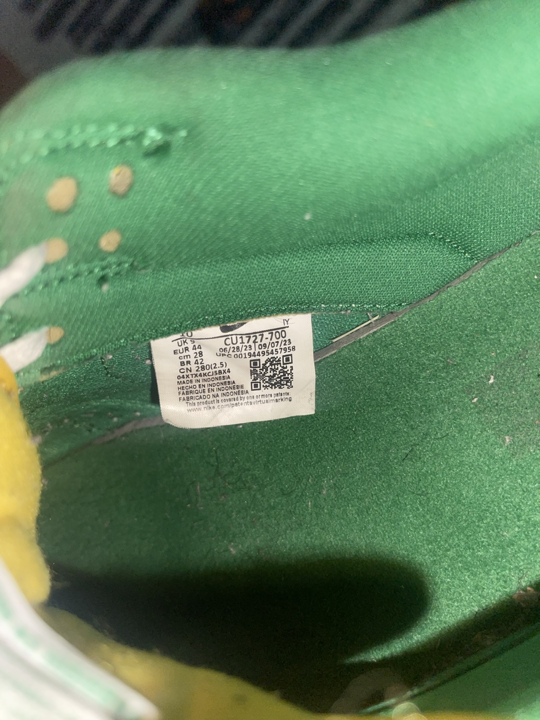 Nike Dunk Low Green Yellow “beaters” sneakers - photo 2