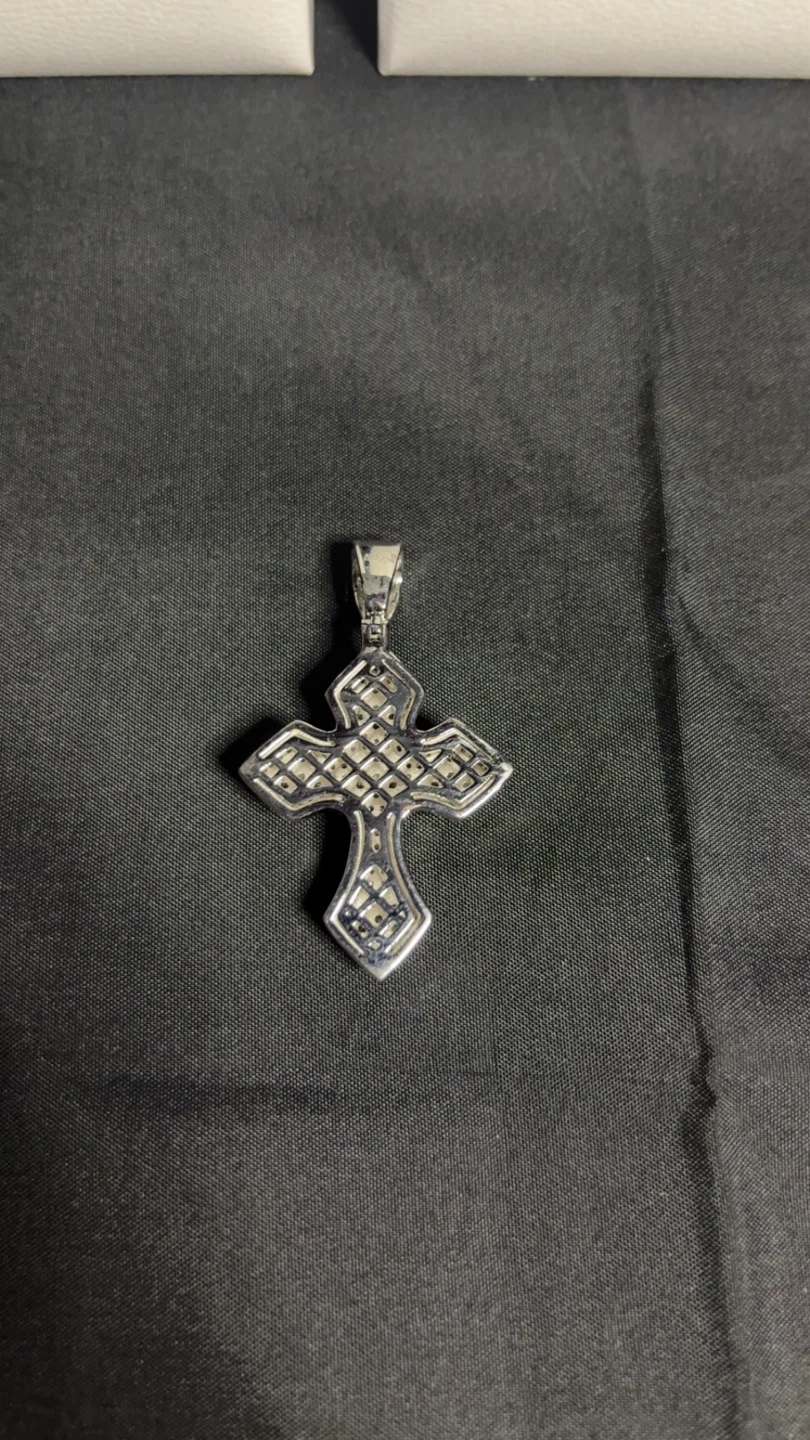 2” Iced Cross Pendant 💎 Passes Diamond Tester ✅ 925 Silver Base - photo 2