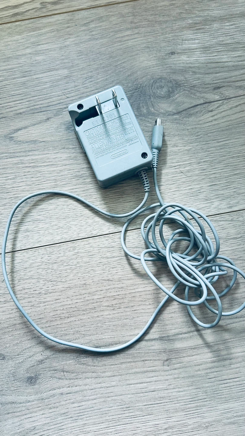 Nintendo OEM AC Adapter WAP-002 for Game Boy Advance SP