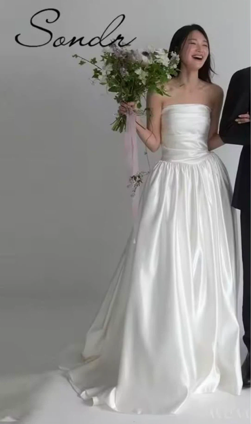 Variety of women’s dress - photo 3
