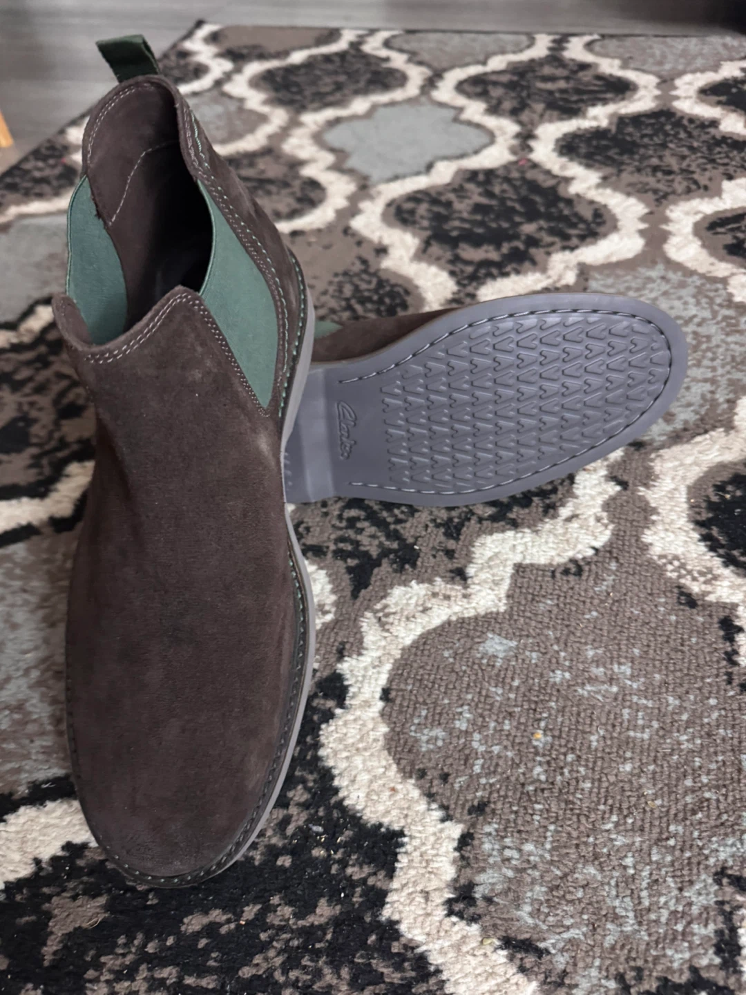 Clarks Brown Suede Chelsea Boots - photo 2