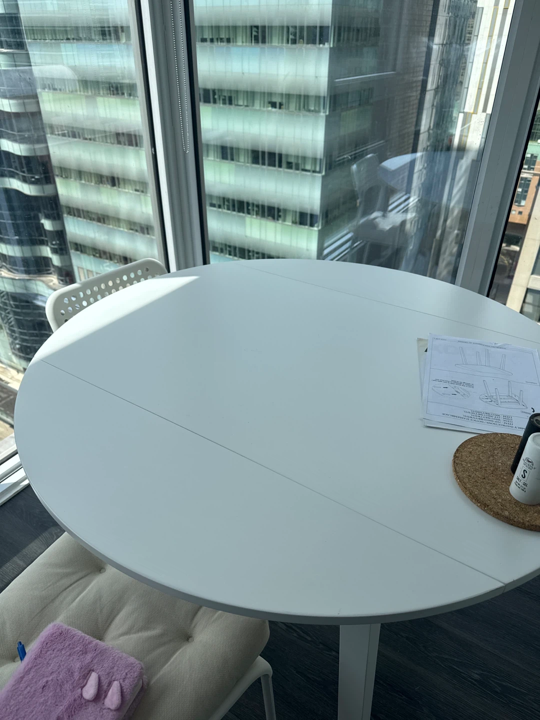 Round table with four chairs - photo 4