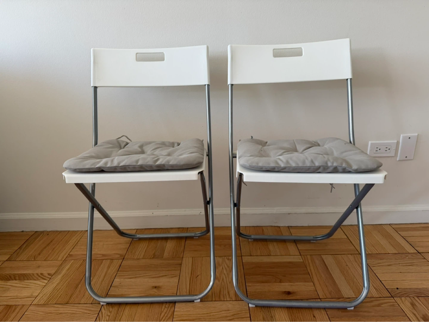 MOVING SALE - Household goods! Everything must go ASAP! - photo 3