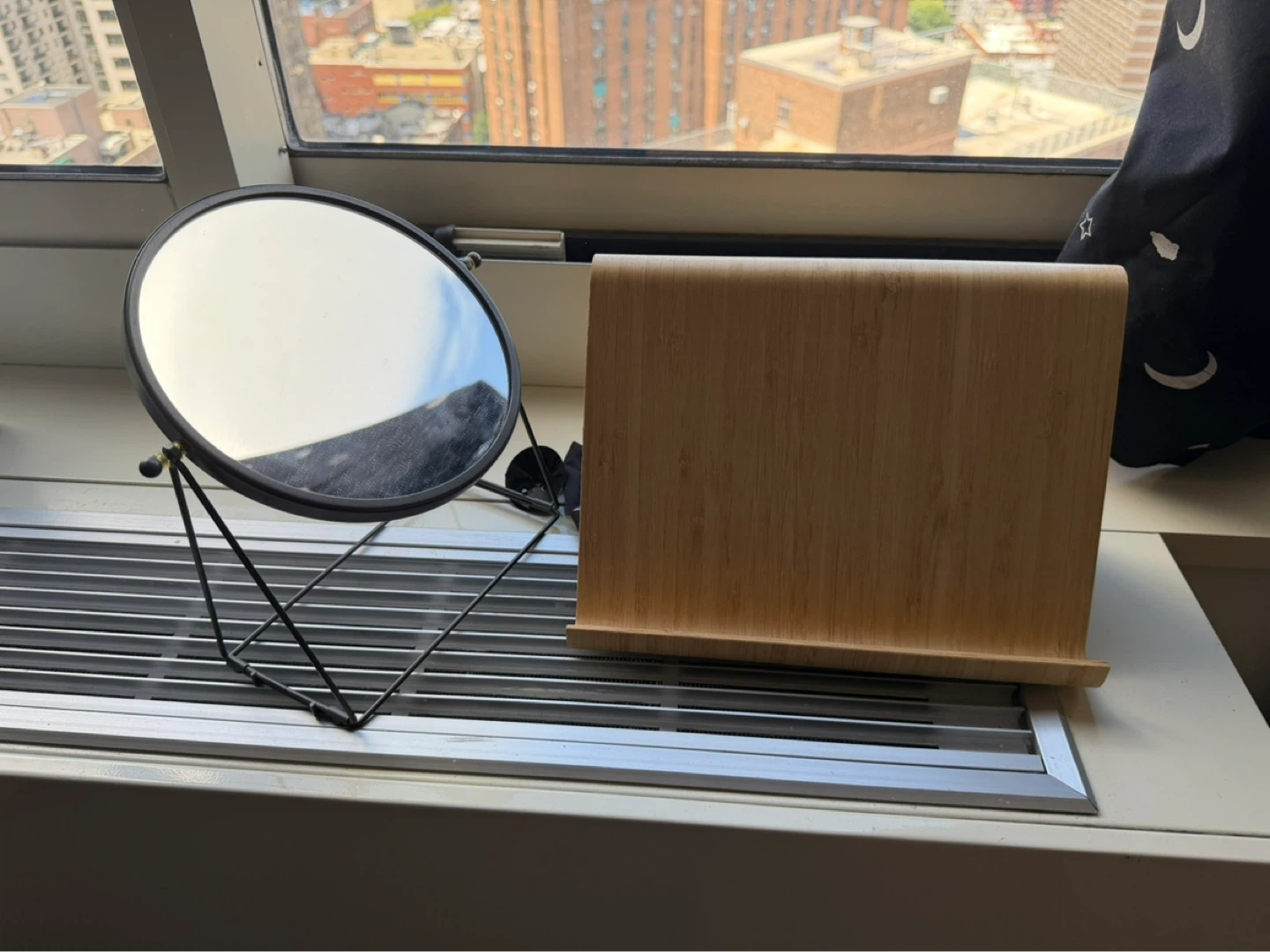 MOVING SALE - Household goods! Everything must go ASAP! - photo 4