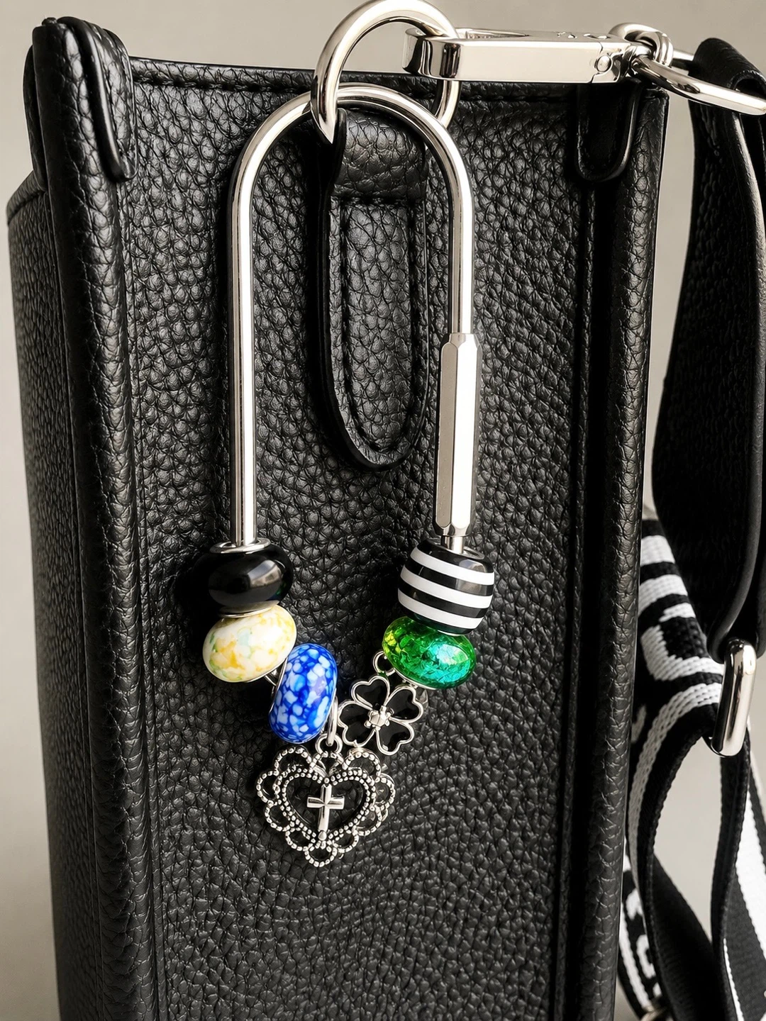Charm Bag Clip with Decorative Beads - photo 3