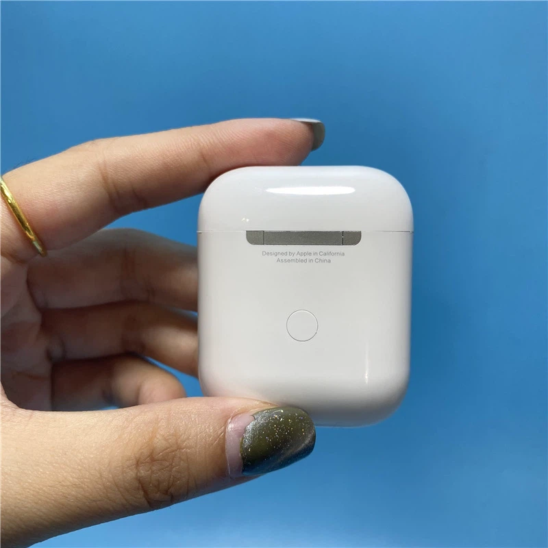 Apple AirPods generation 2 with  Wireless Charging Case - photo 5