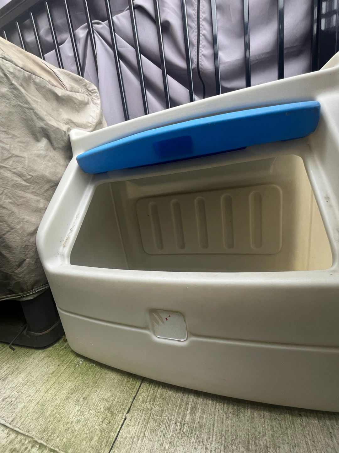 Outdoor storage box little tikes - photo 2