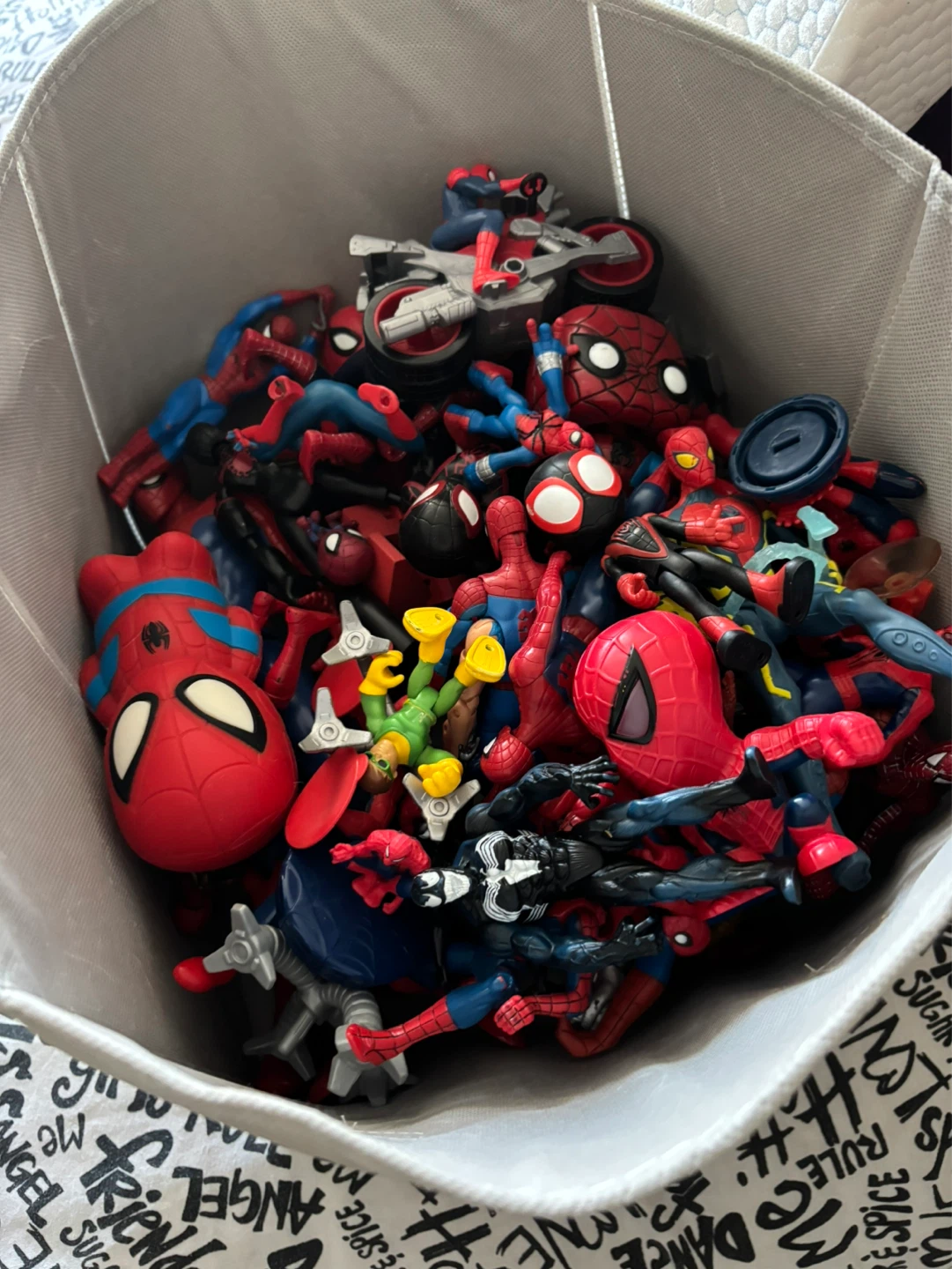Spider-Man Action Figure Collection - photo 3