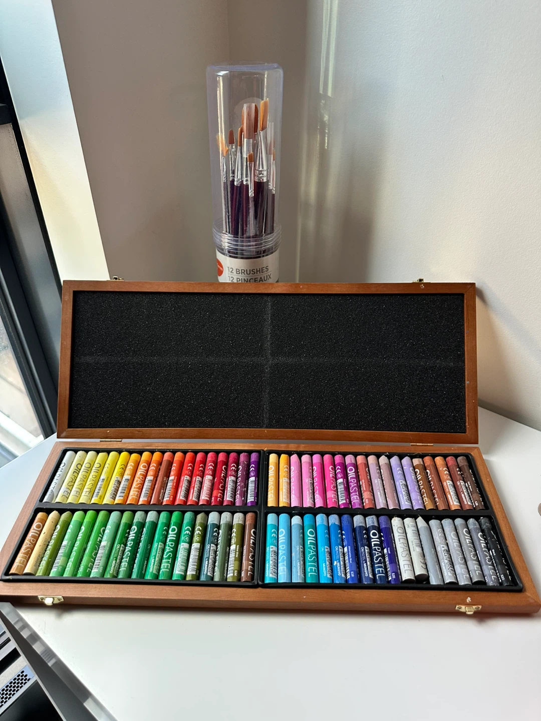 Mungyo Colour Block Oil Pastels with Watercolour Brushes