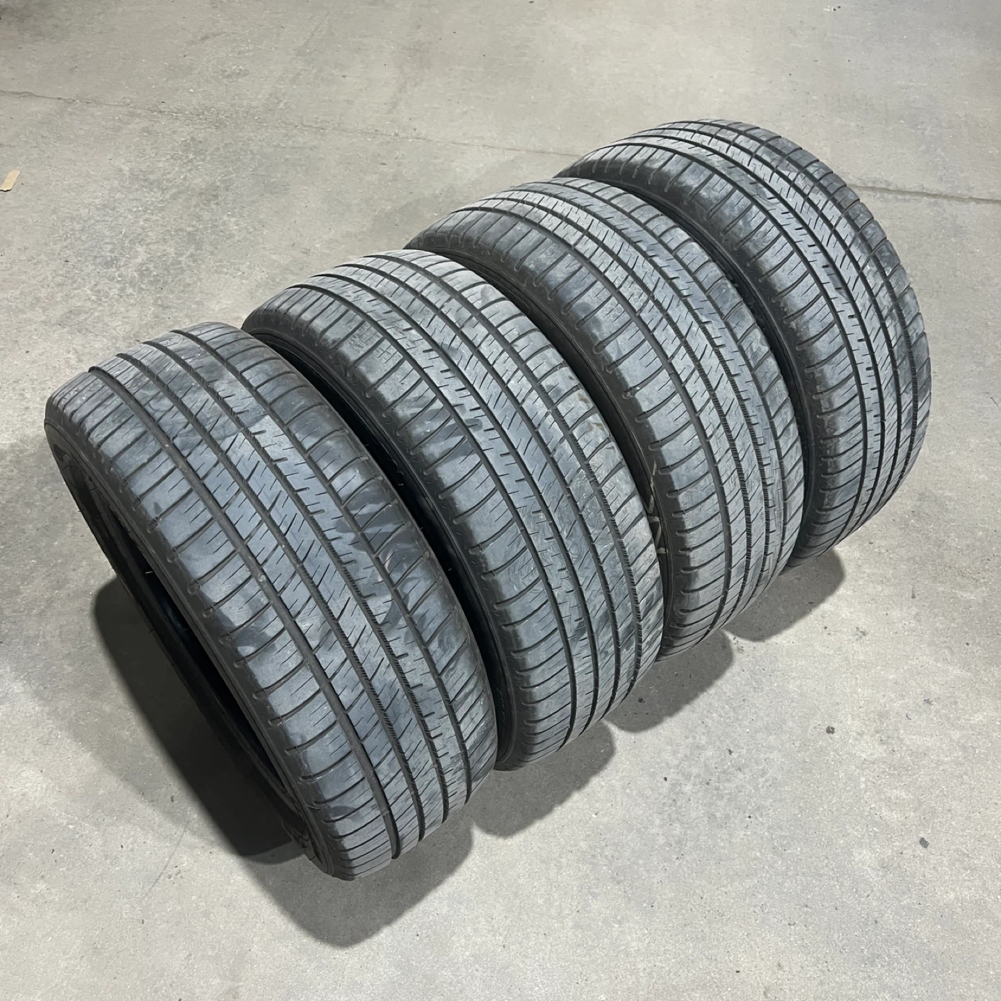4x Michelin Pilot Sport all season Tires 225/50R18