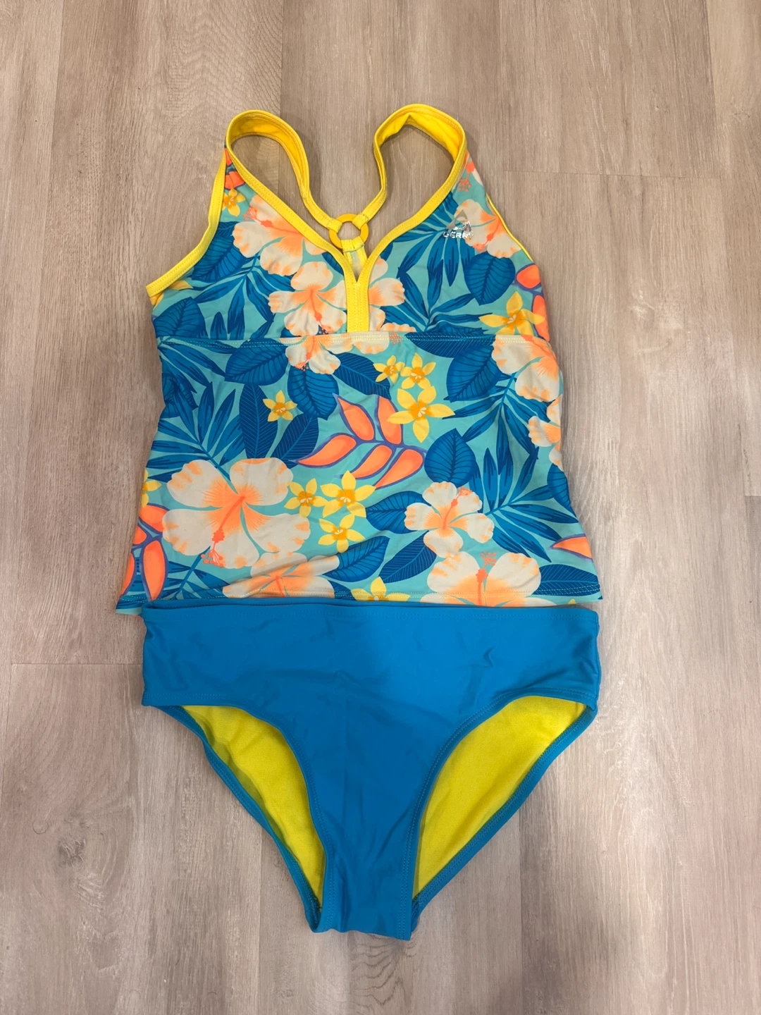 Girls' Swimsuits - photo 3