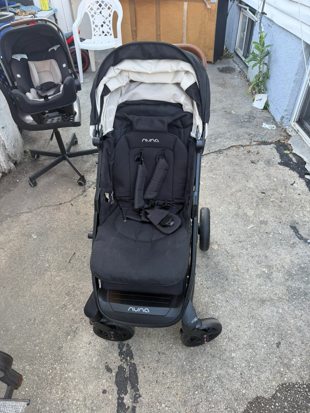 Nuna Stroller and Car Seat Combo - photo 3