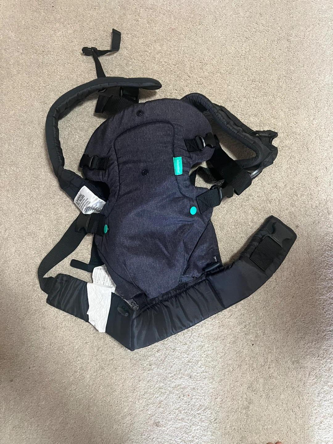 Infantino baby Carrier - photo 2
