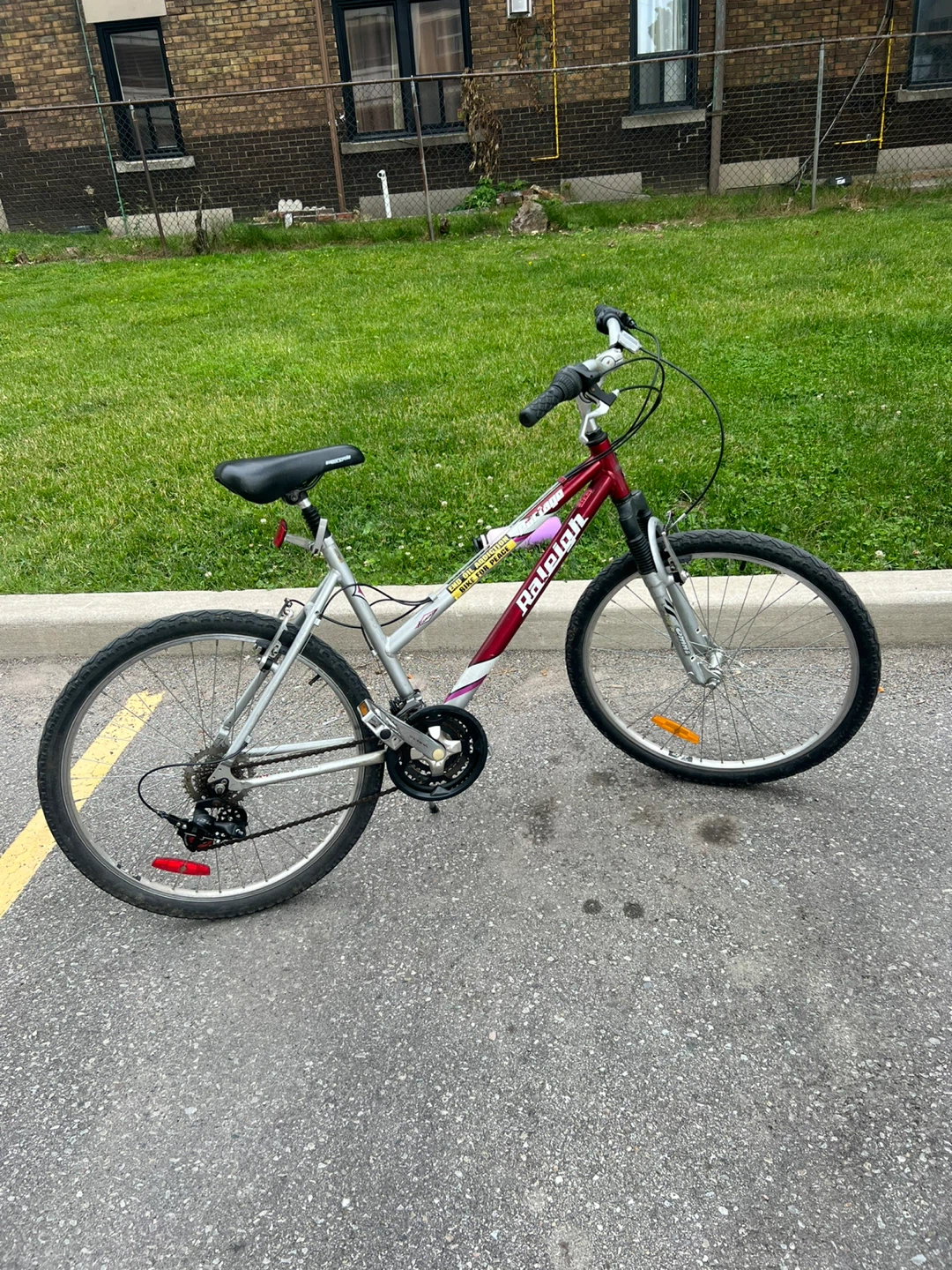 Raleigh  Bike for sale - photo 4