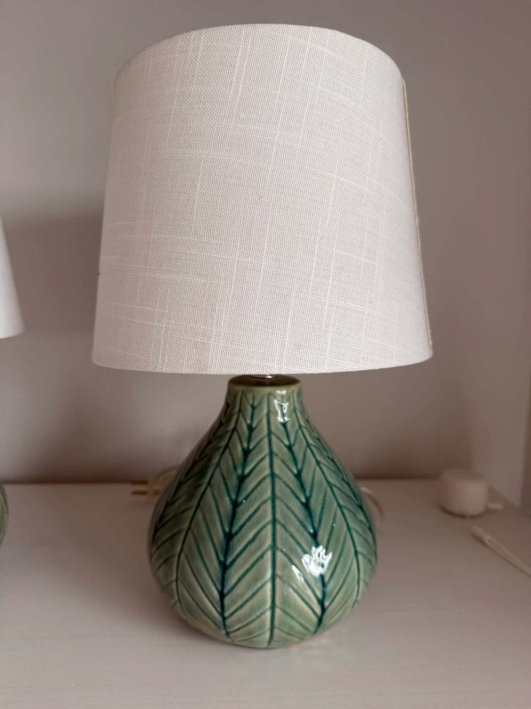 Green Ceramic Leaf Design Table Lamps (Set of 2) - photo 3