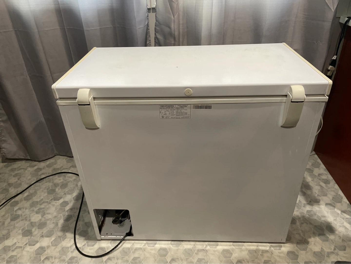 White Chest Freezer - photo 4