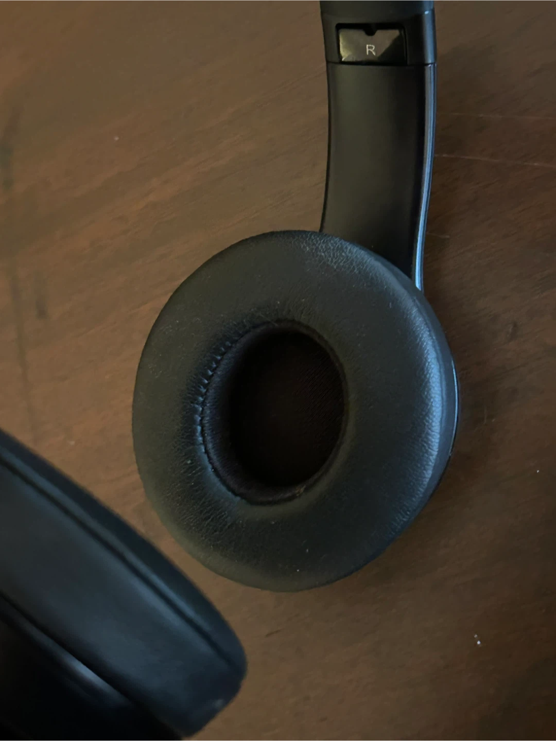 Black Beats Solo 3 - photo 2