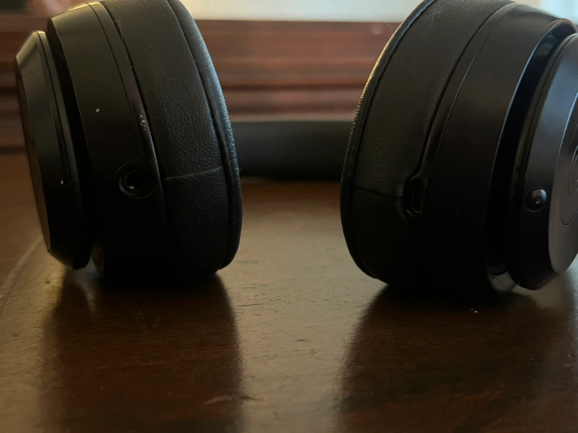 Black Beats Solo 3 - photo 4