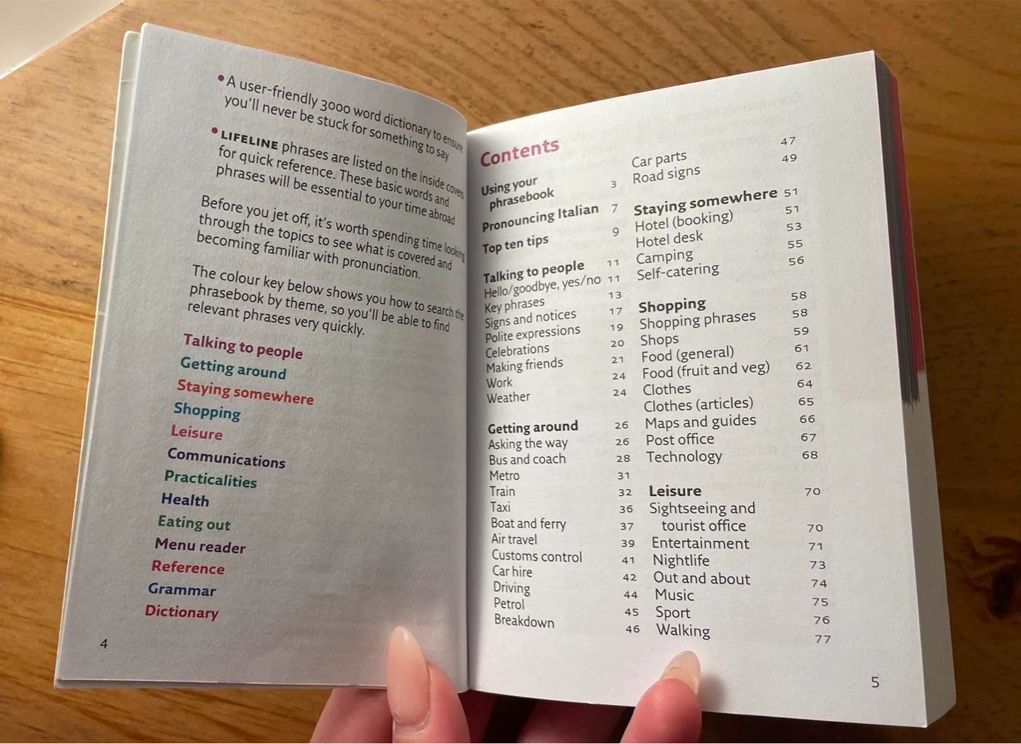 Collins Gem Italian Phrasebook & Dictionary - photo 3