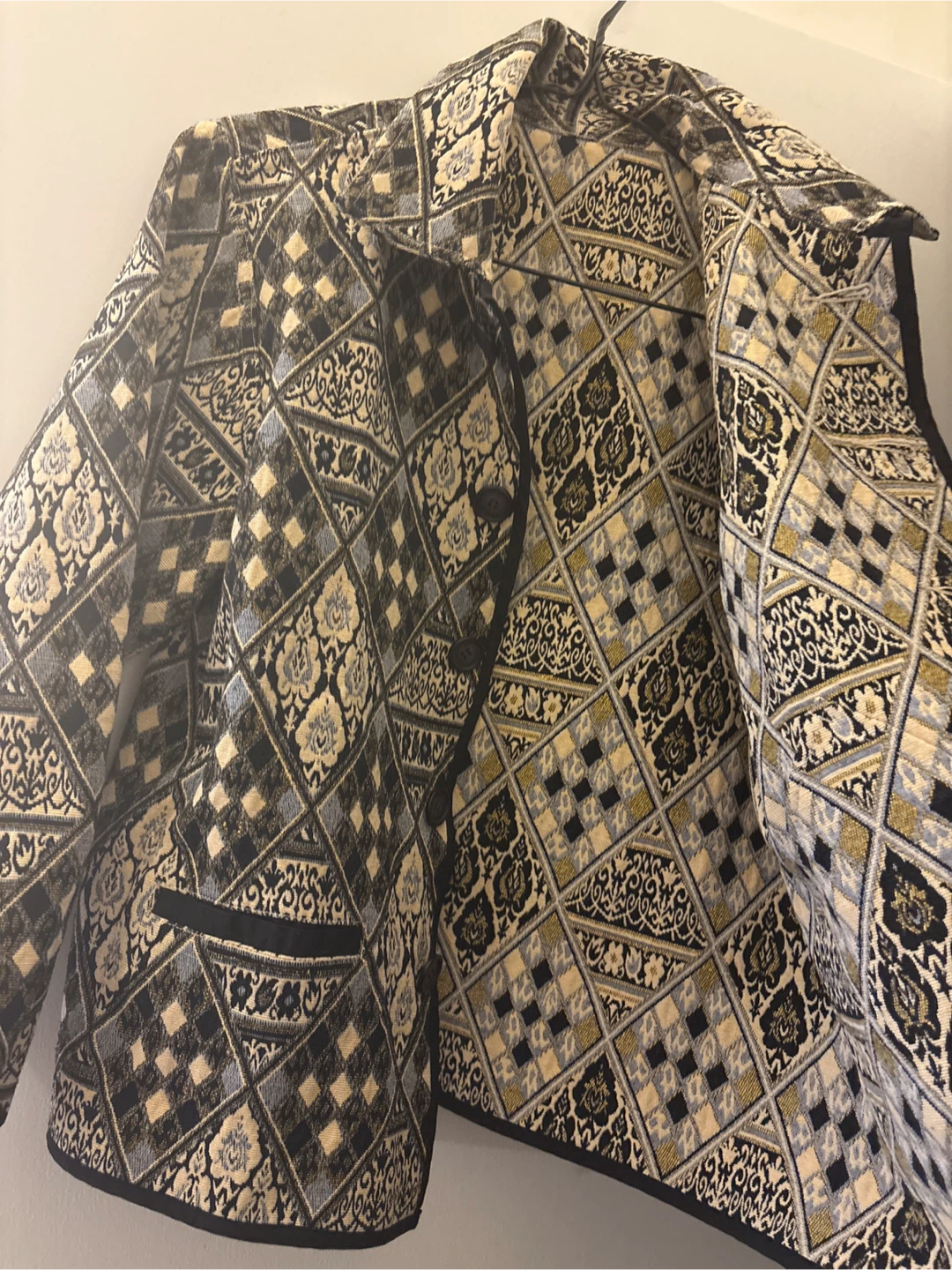 Women's Brocade Pattern Blazer - photo 5
