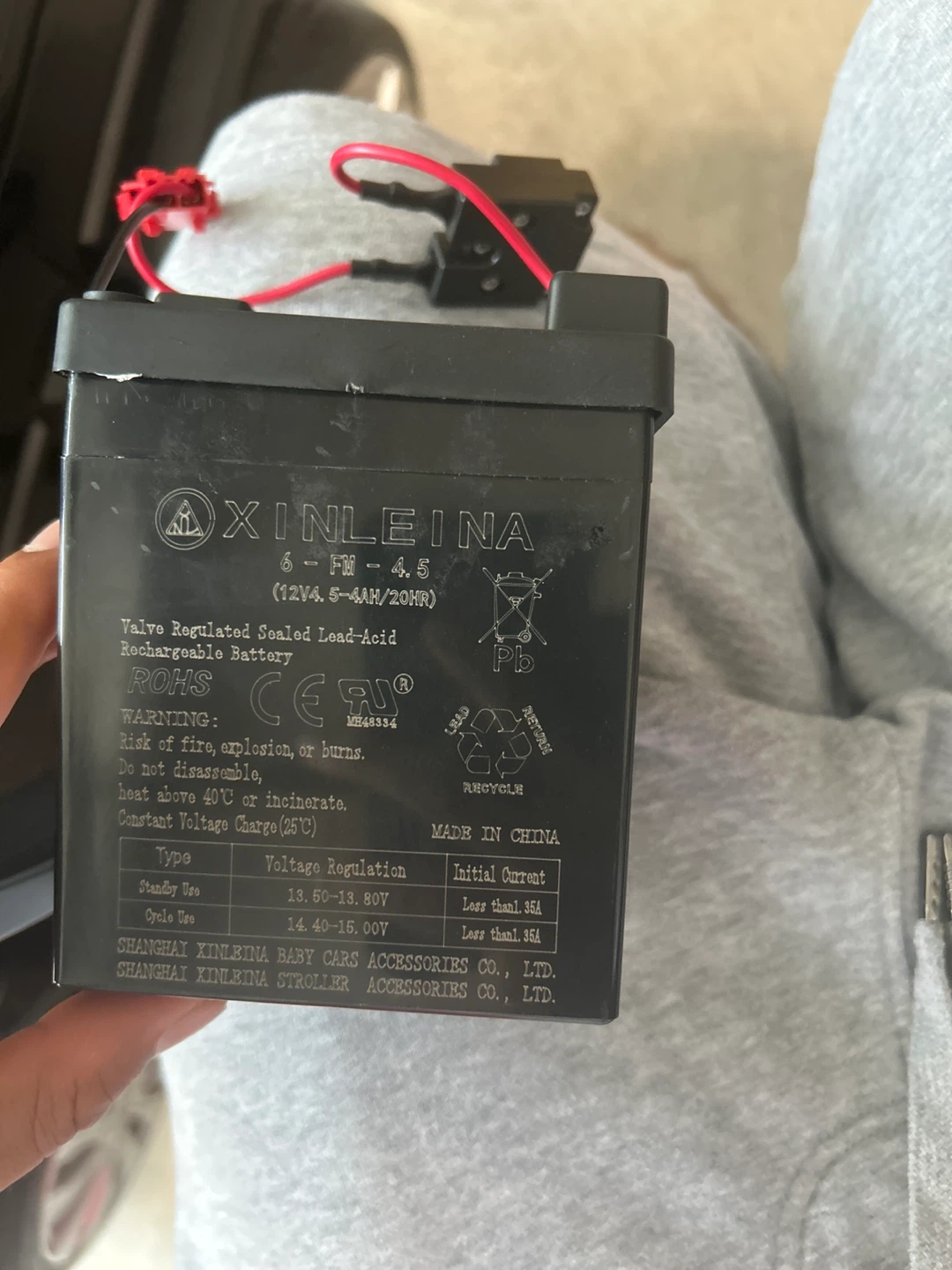 Kids Mercedes G-Class Ride-On Car (Battery replacement needed) - photo 4