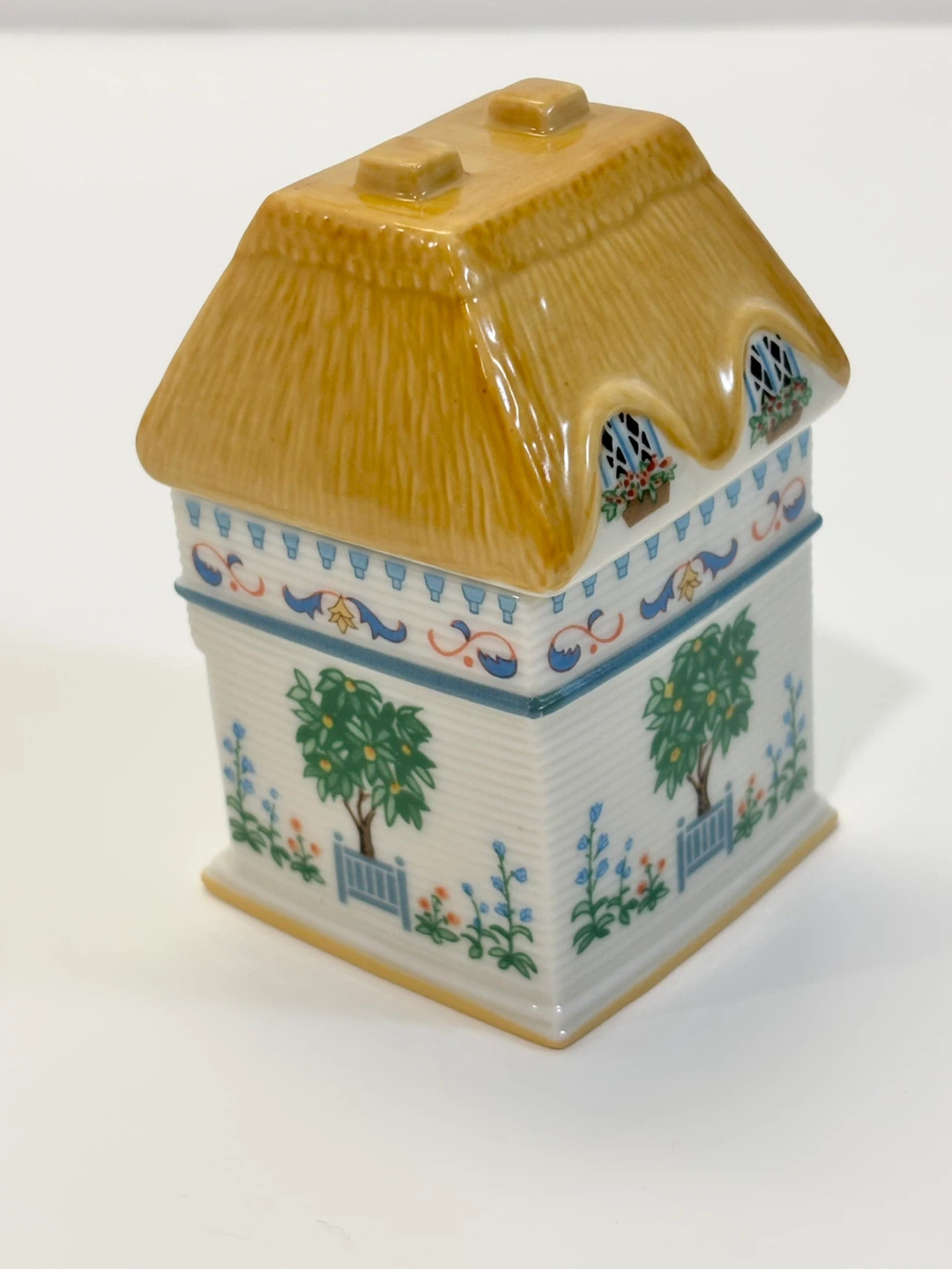 Lenox Canterbury Crossing Thyme Spice Jar - photo 2