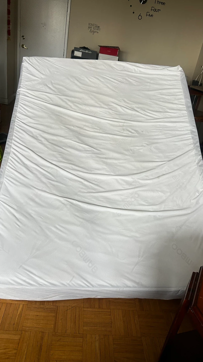 Queen mattress - Firm