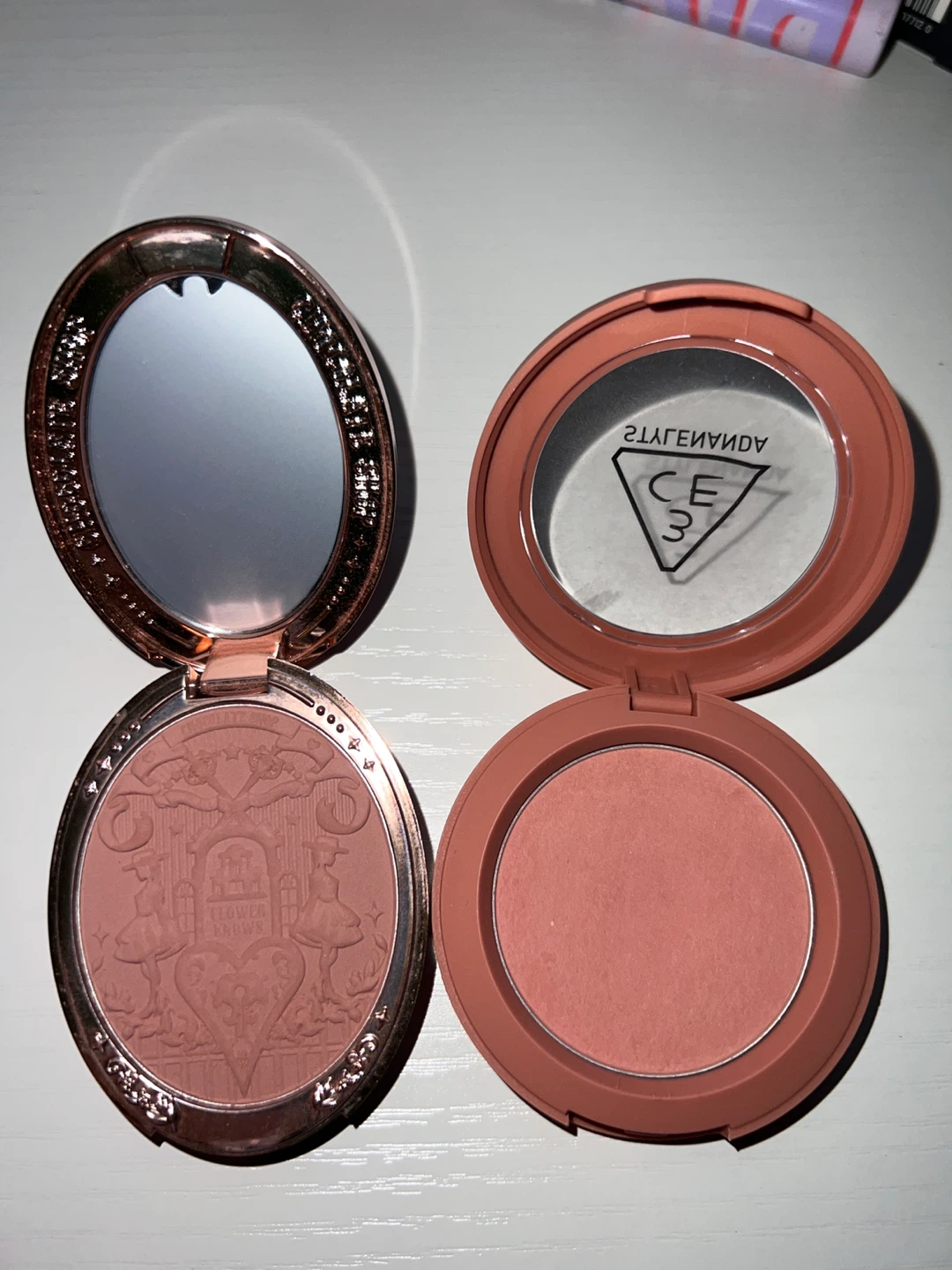 New & Gently used Makeup - photo 3