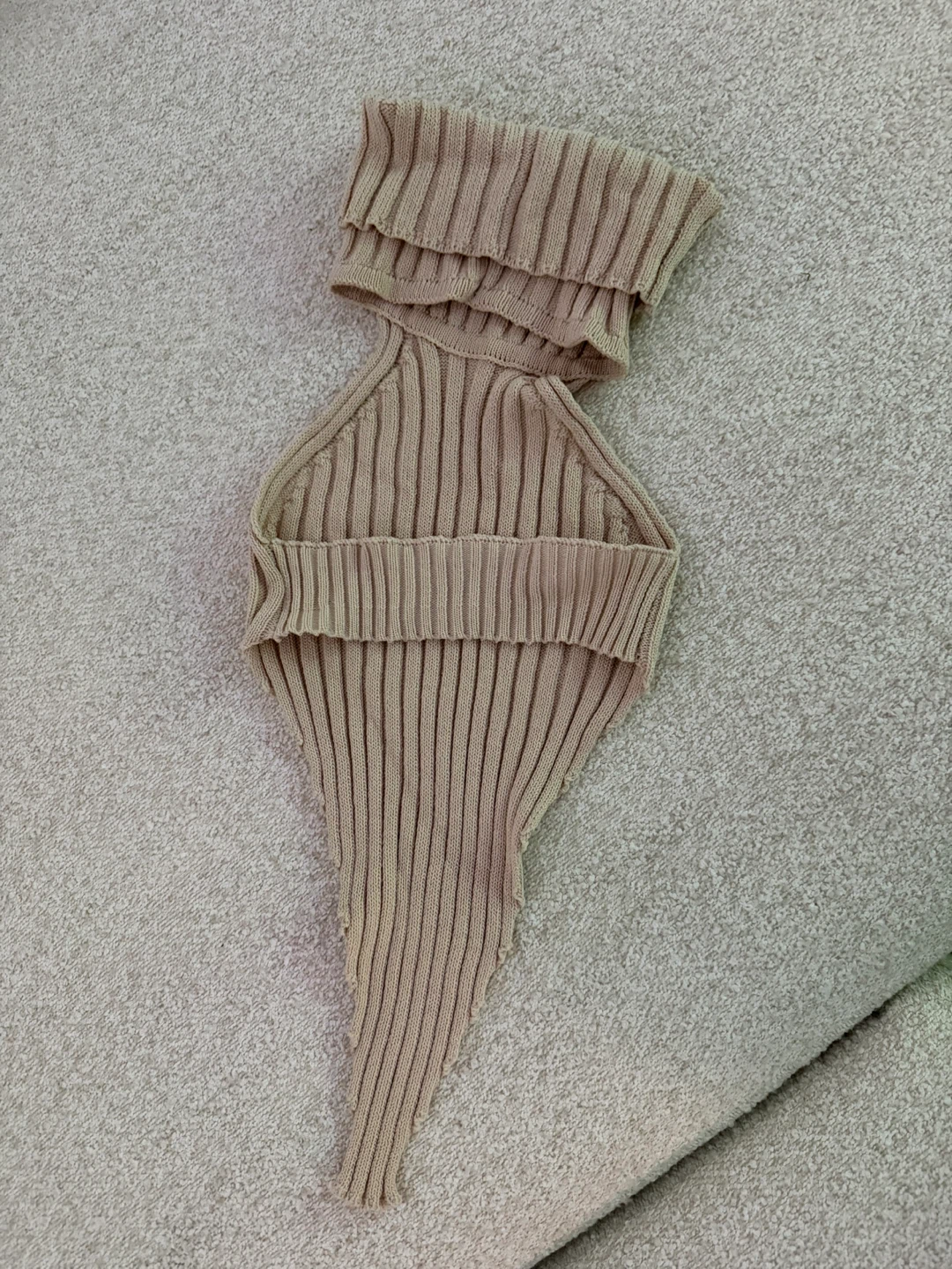 Ribbed Knit Halter Top