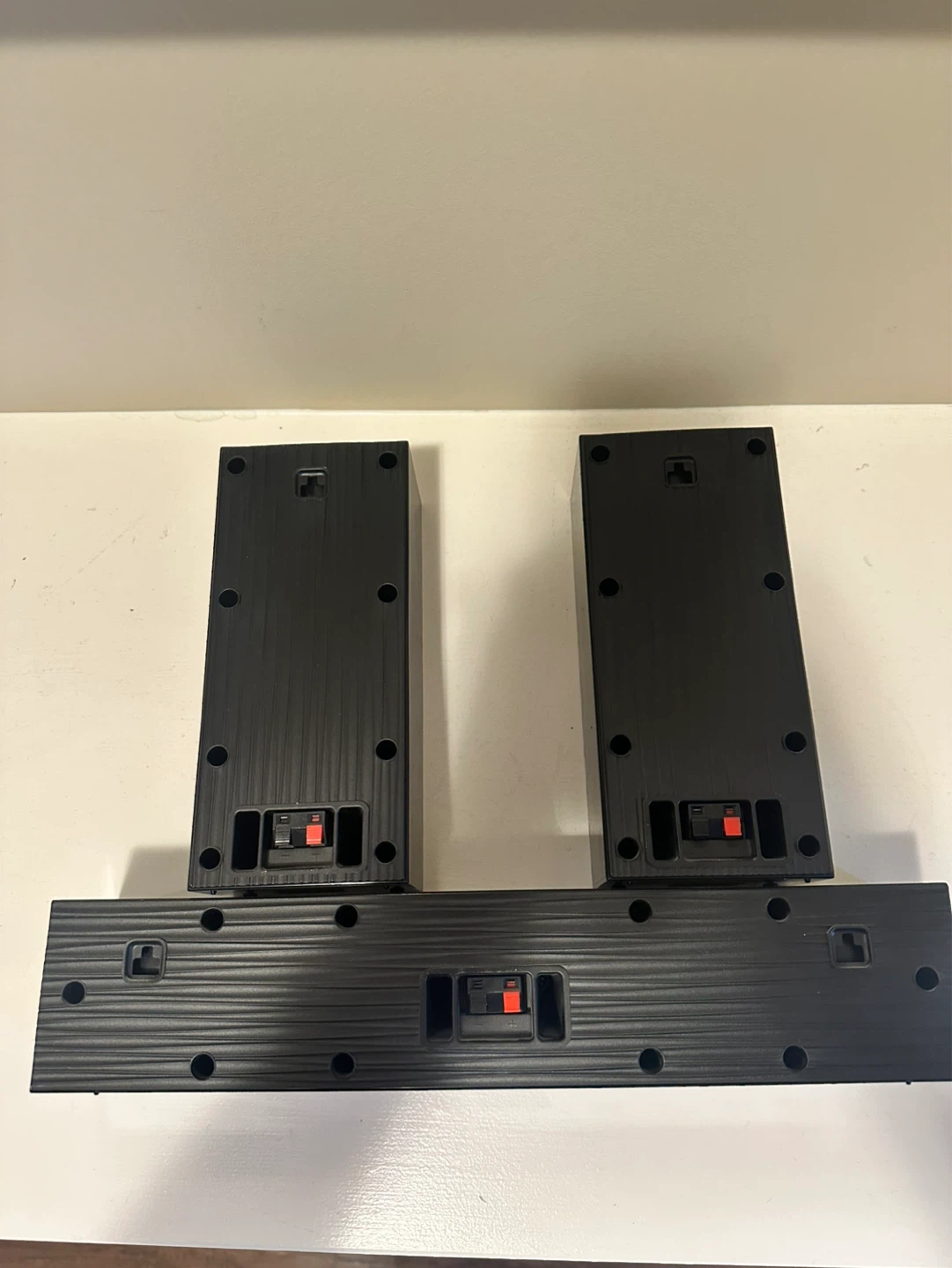 Samsung 2.1 Channel Soundbar Speakers - photo 2