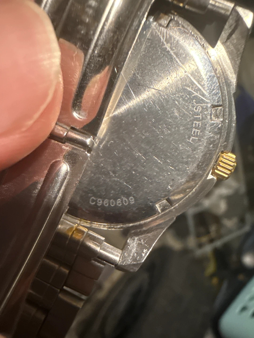 Bulova Stainless Steel & Gold Tone Watch ( NEEDS BATTERY) - photo 3