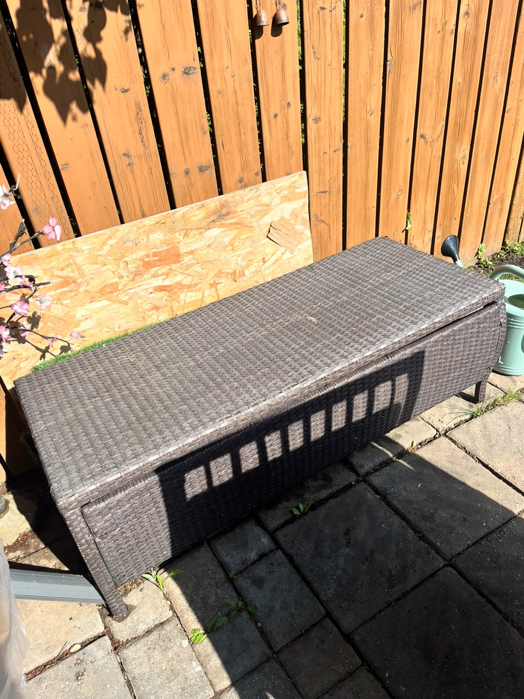 Free- Wicker Storage Deck Box Bench