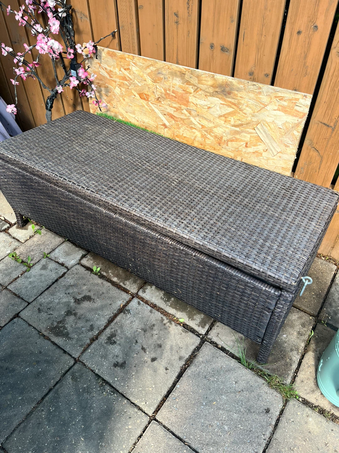 Free- Wicker Storage Deck Box Bench - photo 2