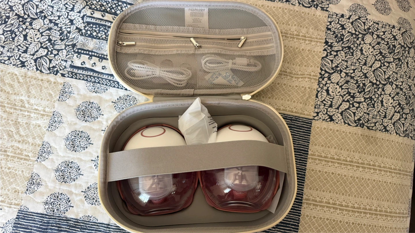 Momcozy Hands-Free Breast Pumps - photo 4