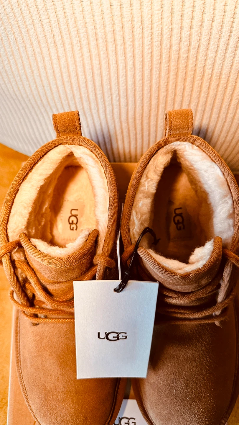 UGG Neumel women’s booties - photo 5