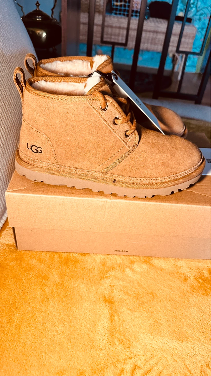 UGG Neumel women’s booties - photo 3