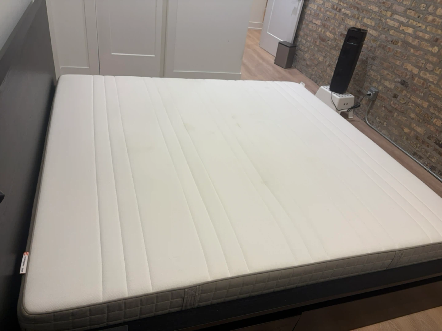 King Bed Frame (with 4 Drawers & Slats) with BONUS (if wanted) - photo 2