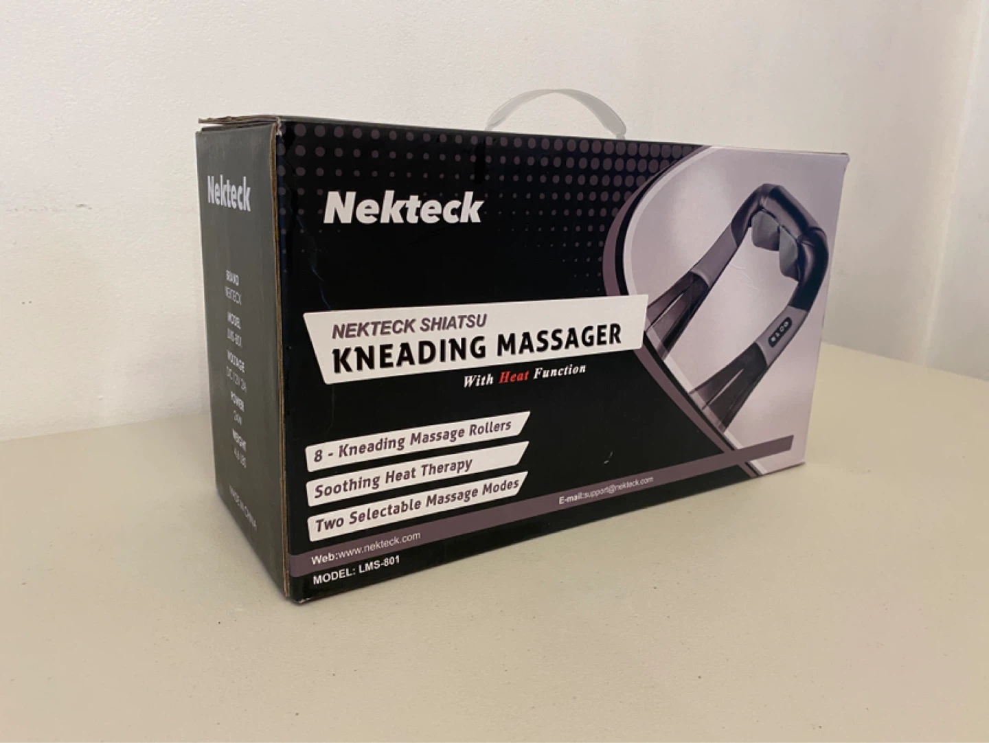 BNIB Nekteck kneading massager