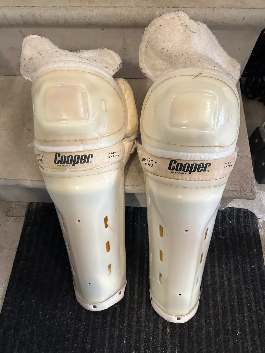 Cooper Hockey Shin Pads - 15.5” inches