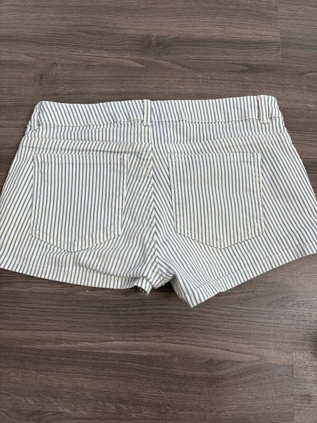 H&M Striped Shorts - photo 2