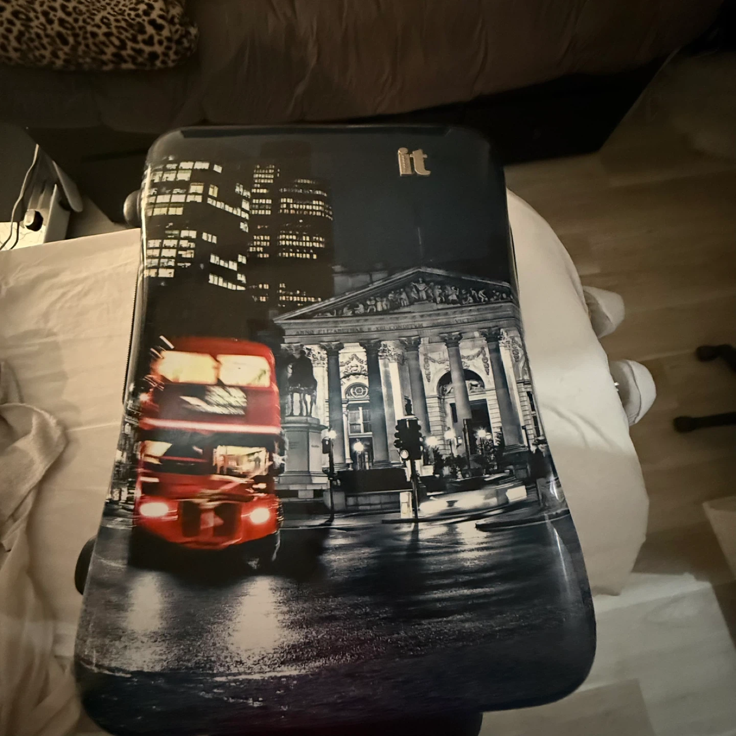 IT Luggage - photo 5