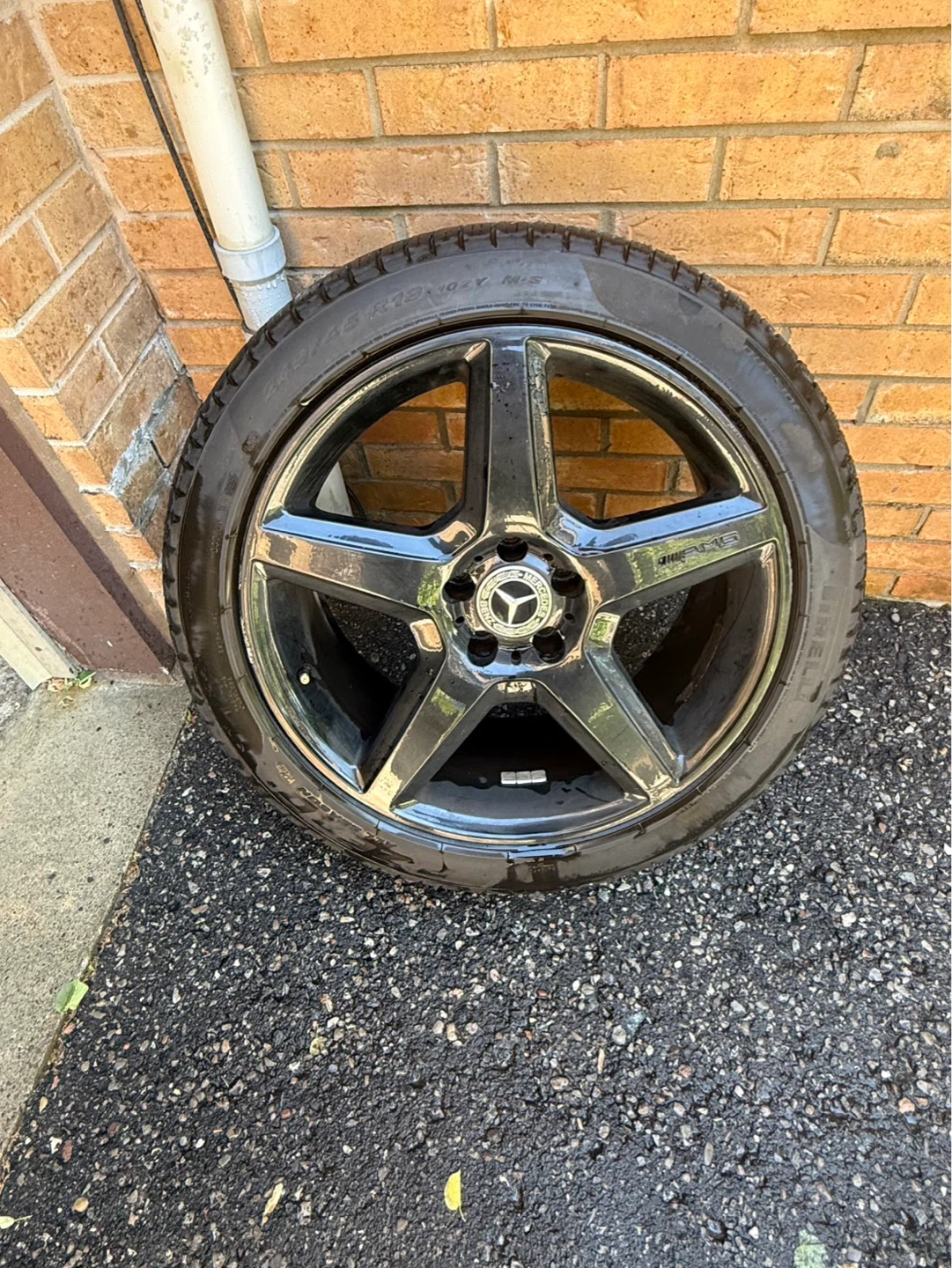4 tires with wheel