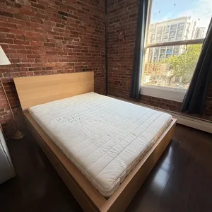 IKEA VALEVÅG Queen Hybrid Mattress – Like New