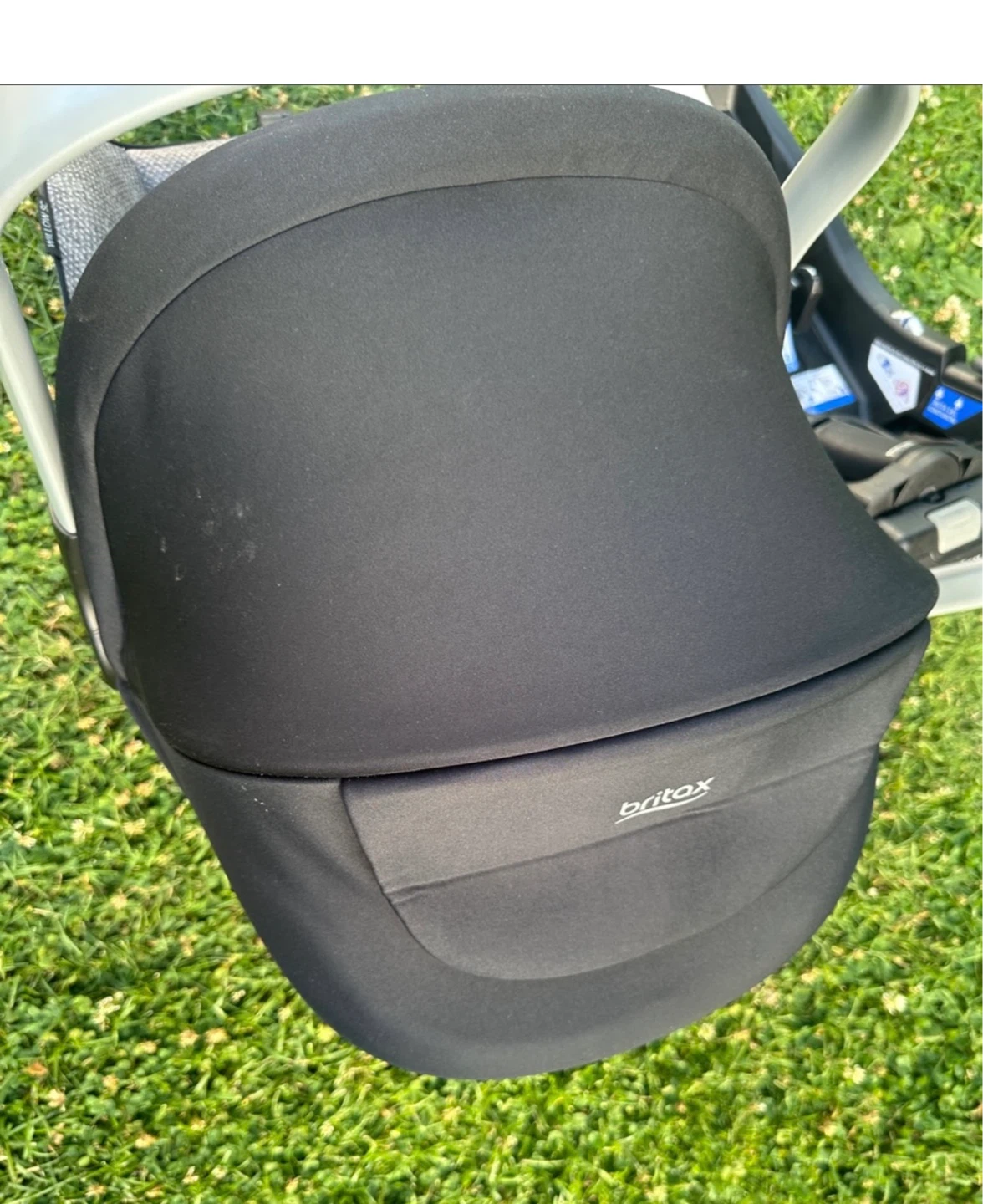Britax Infant Car Seat with Base - photo 4