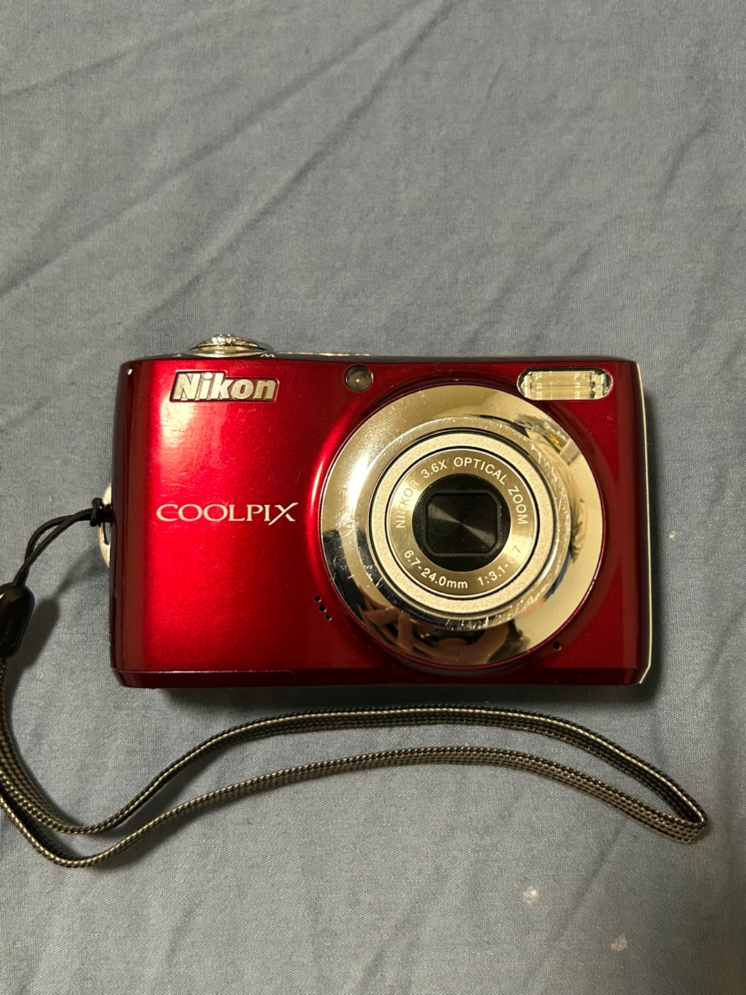Nikon COOLPIX Red Digital Camera - photo 2
