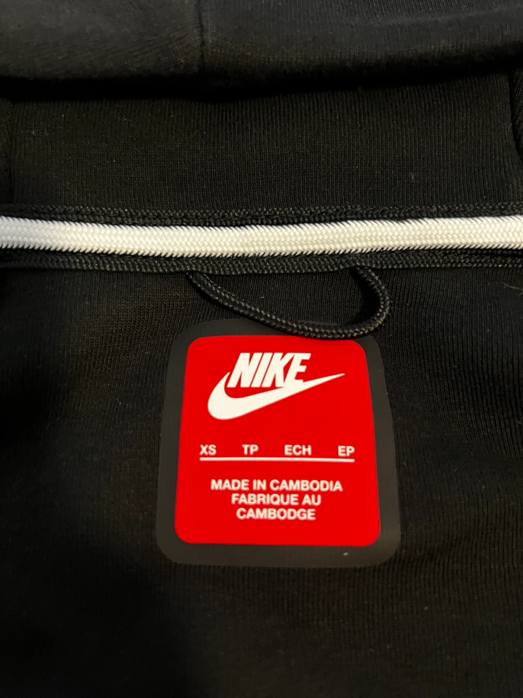 Size small Nike tech fleece - photo 3