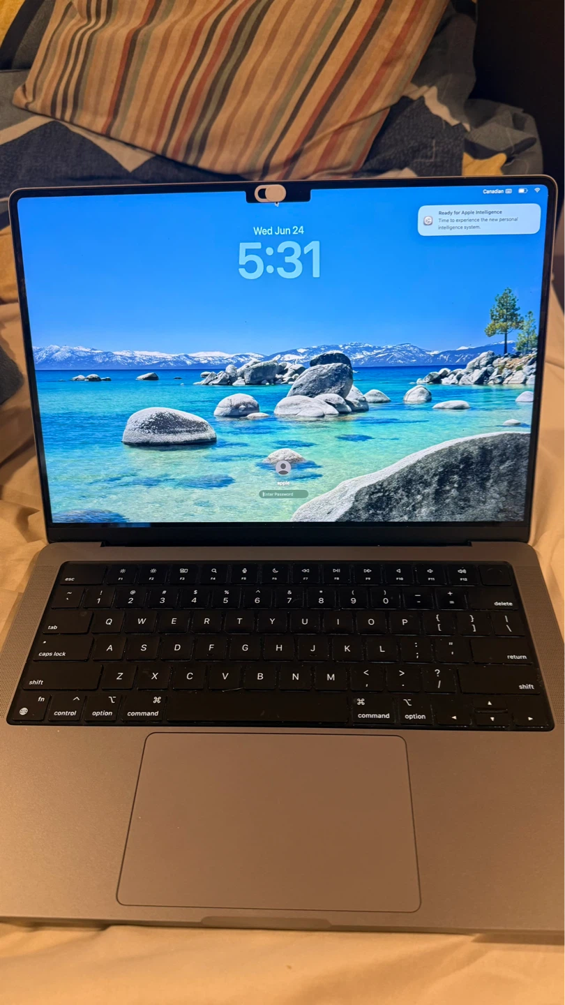 Apple MacBook Pro 14-inch 2023 - photo 2
