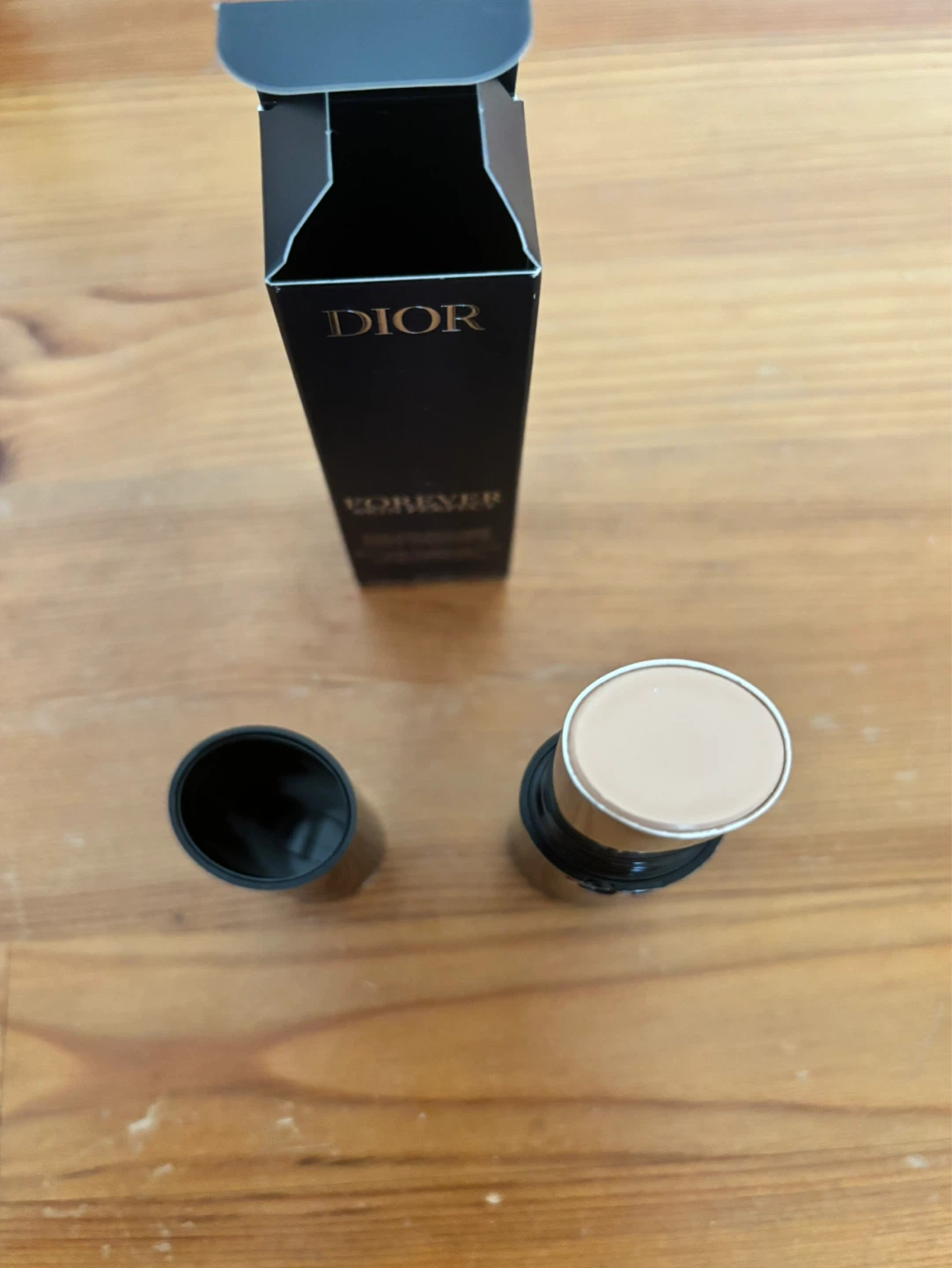Brand new Dior Forever Skin Perfect Foundation - photo 3
